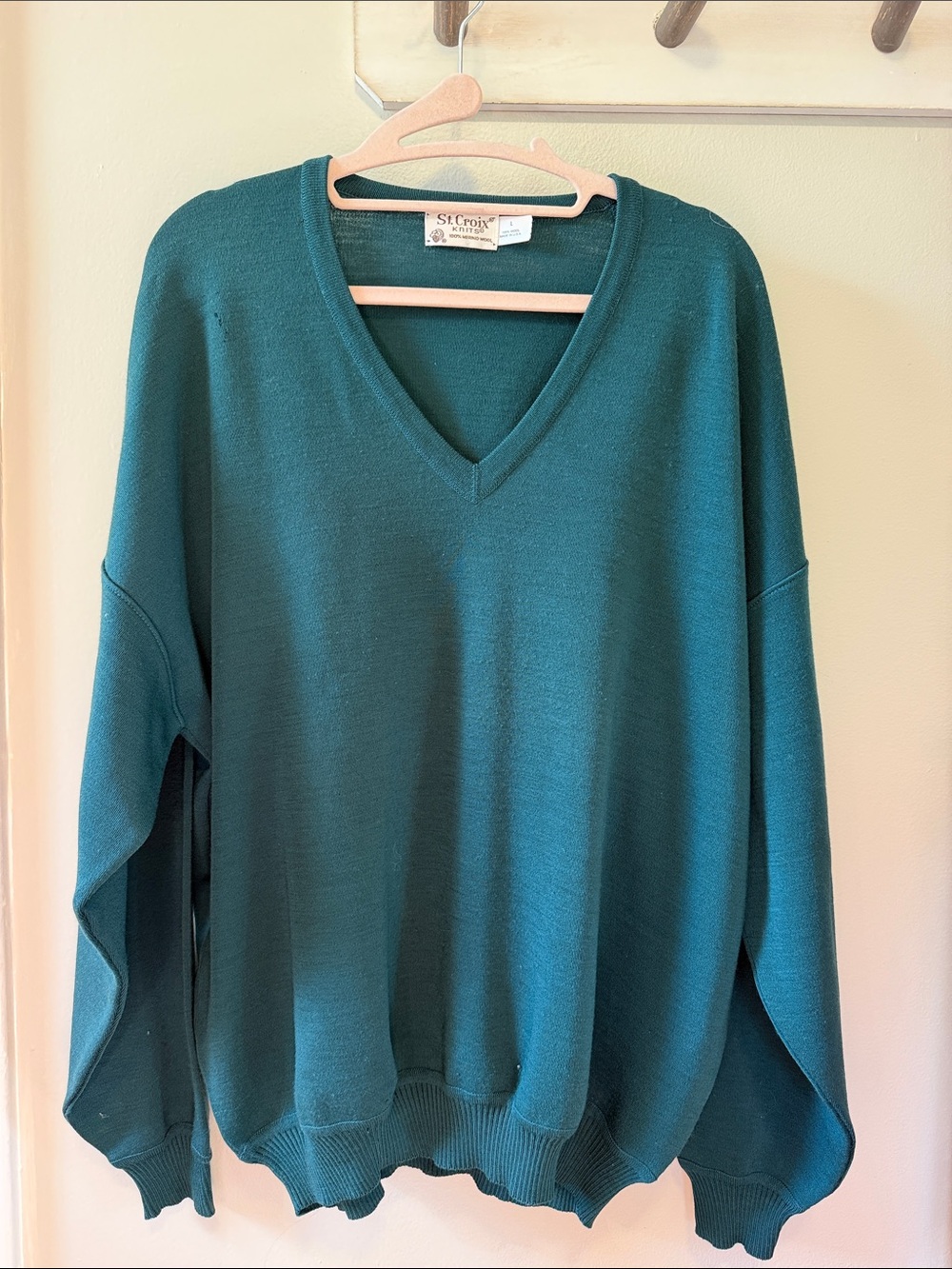 Merino Wool St. Croix V-Neck Sweater Large. 100% Wool